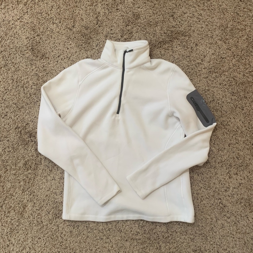 Woman’s white fleece jacket ❄️ size M